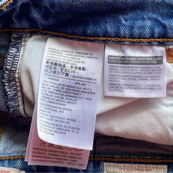 Levis Premium Ribcage Shorts Size 26 Urban Oasis Button Fly High Waist Cowgirl - Picture 9 of 15